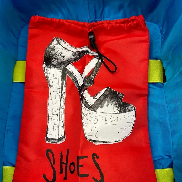 Alice + Olivia Suitcase - Picture 12 of 15